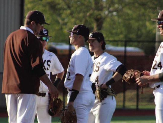 Elk City baseball beats Bethany, 5-1