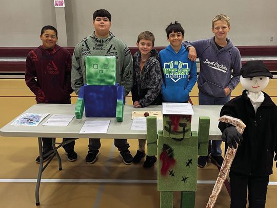 Sayre Fifth Grade holds art show book report