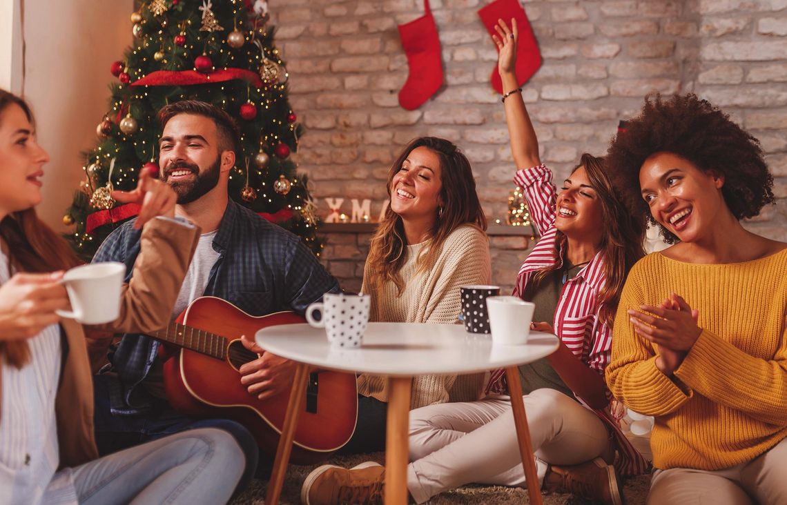 5 Simple Holiday Hosting Hacks