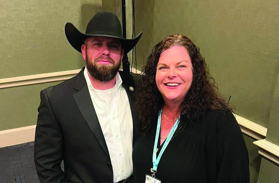 Local court reporter attends annual Oklahoma Court Reporter Association Convention, praises ECPD detective for providing free education