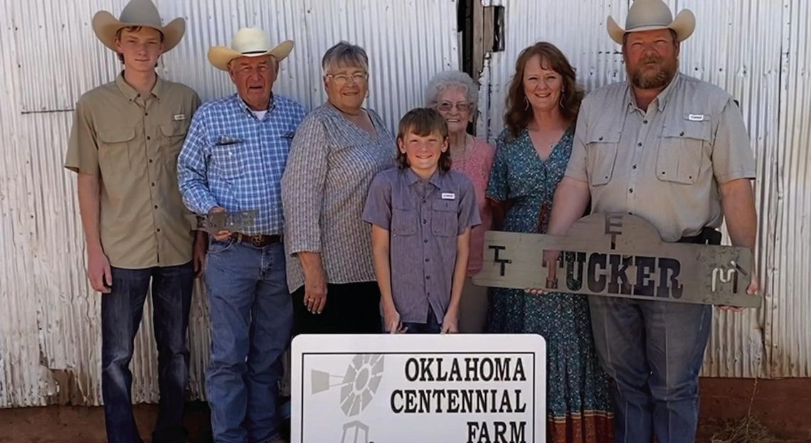 Sayre Dust Bowl Days Hall of Fame Dinner and Banquet is a great success