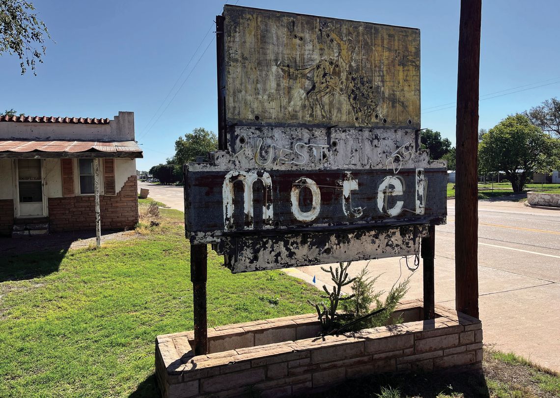 West Winds Motel Sign to Shine Again on Route 66